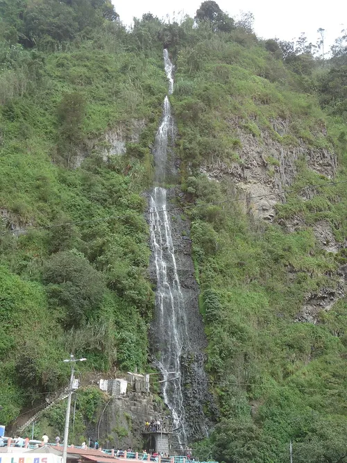 Cascada de la Virgen a Baños, tappa 4 della visita a piedi autoguidata