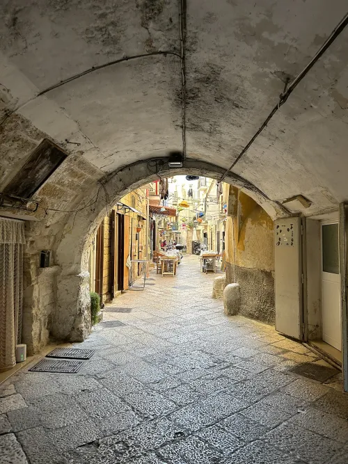 Strada delle Orecchiette in Bari, stop 2 on the self-guided walking tour