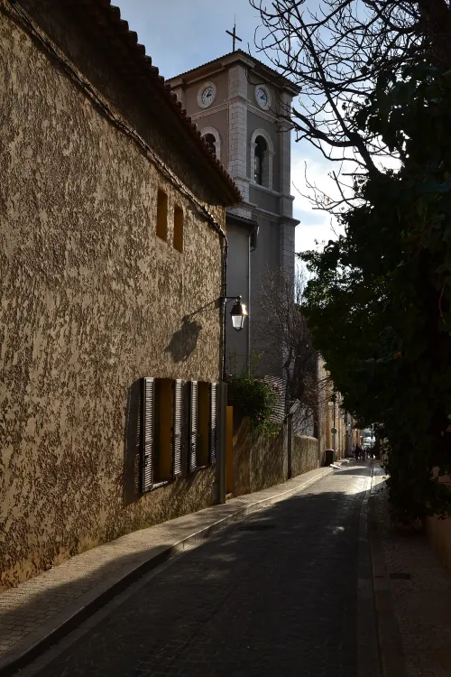 Old Town Cassis, stop 4 on the self-guided walking tour