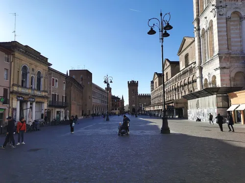 Piazza Trento e Trieste in Ferrara, stop 9 on the self-guided walking tour