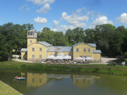 Kuressaare Spa Promenade, stop 3 on the self-guided walking tour