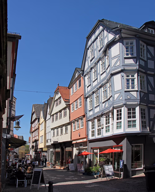 Grimm-Denkmal in Marburg, Station 5 auf dem selbstgeführten Stadtrundgang