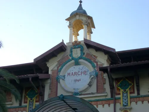 Marche des Halles in Menton, stop 2 on the self-guided walking tour