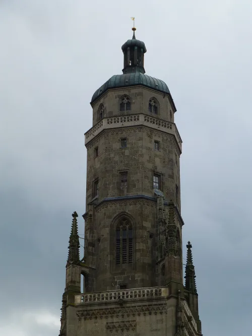 Daniel (Stadtturm) in Nördlingen, stop 9 on the self-guided walking tour