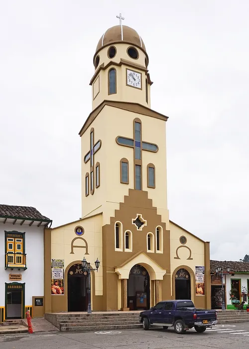 Iglesia Nuestra Señora del Carmen à Salento, étape 4 de la visite à pied autoguidée