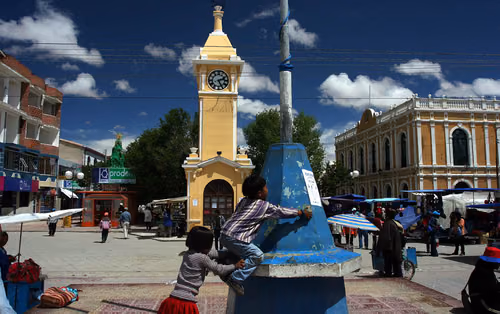 Plaza Aniceto Arce a Uyuni, tappa 1 della visita a piedi autoguidata