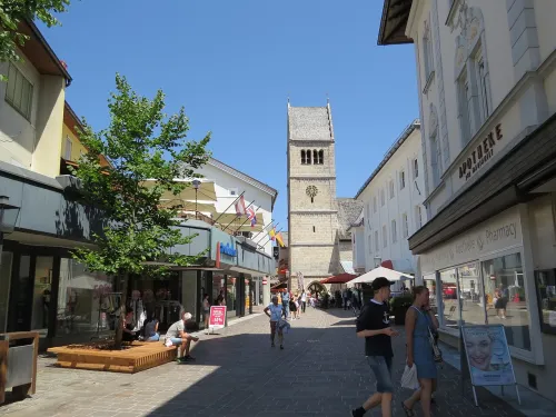 Stadtpfarrkirche St. Hippolyt in Zell Am See, stop 2 on the self-guided walking tour